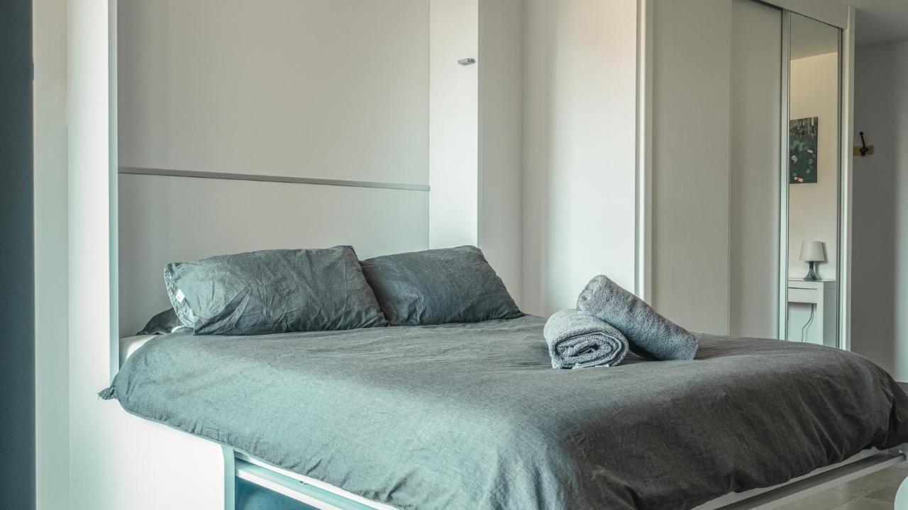 Brand New Studio Near The Beach, Гибралтар Екстериор снимка