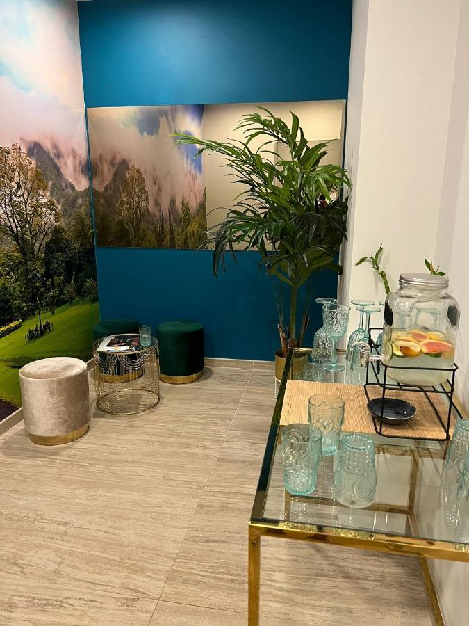 Brand New Studio Near The Beach, Гибралтар Екстериор снимка