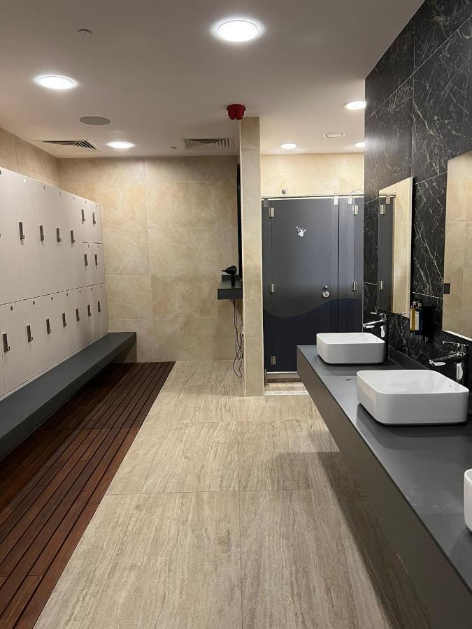 Brand New Studio Near The Beach, Гибралтар Екстериор снимка