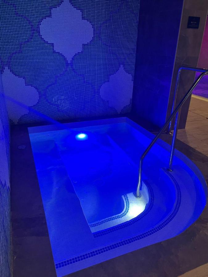 Brand New Studio Near The Beach, Гибралтар Екстериор снимка