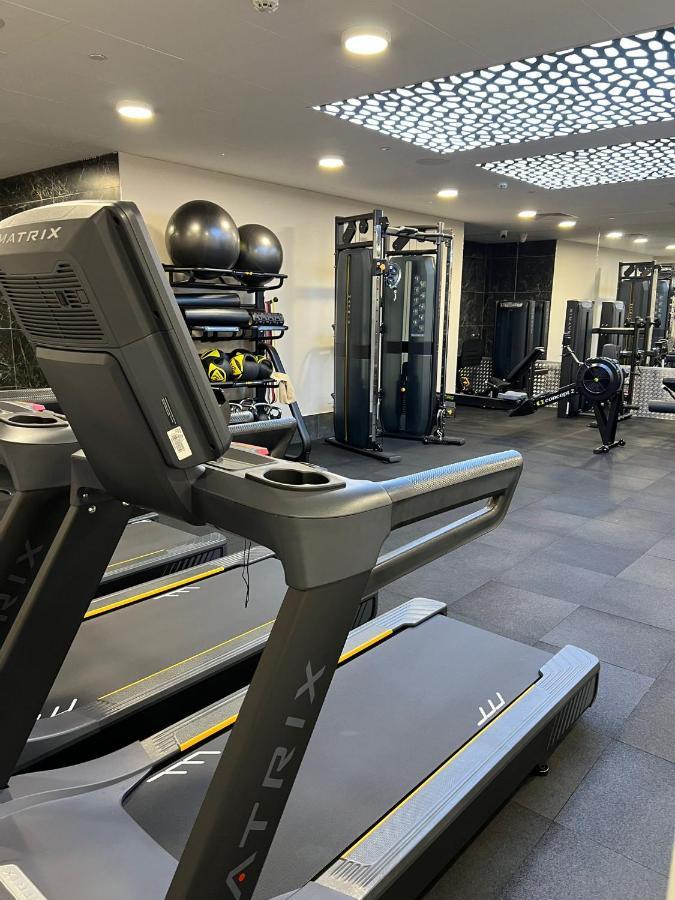 Brand New Studio Near The Beach, Гибралтар Екстериор снимка
